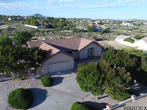 2nd image of 2135 Chinook Dr