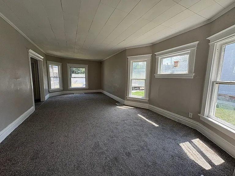 42 Garfield Pl — Photo 8