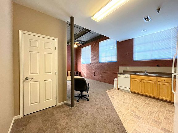 3rd image of 126 E 2nd Ave #115