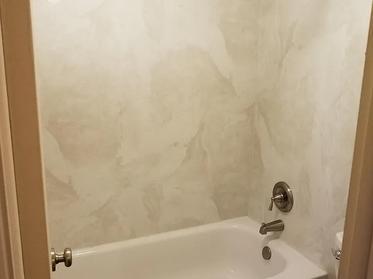 Master bathroom in a 2x2