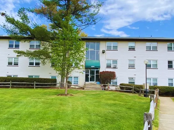 4254 Buckman Rd APT 4, Alexandria, VA 22309