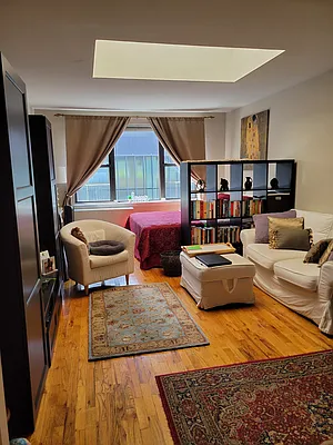 Rented by Owner | media 11