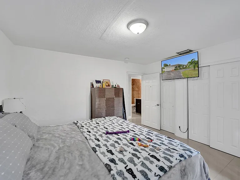 3322 McKinley St — Photo 33