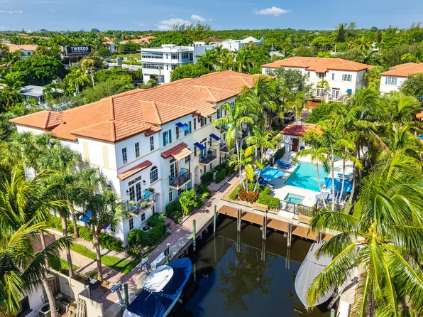 813 Estancia Way, Boynton Beach, FL 33435