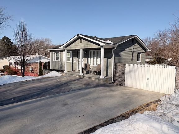 3rd image of 4226 Hoffman Dr