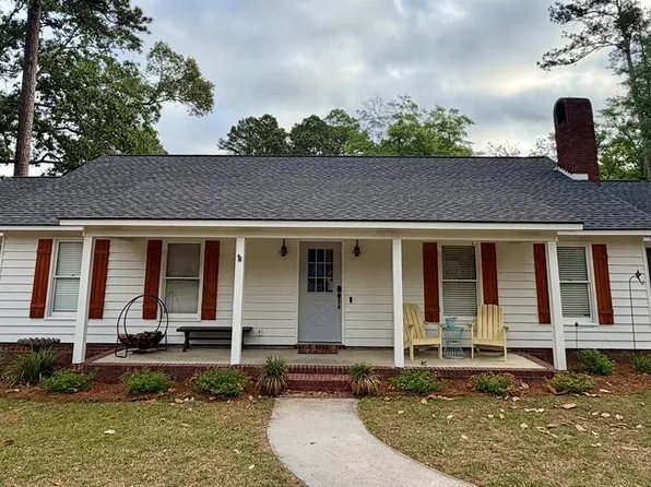 112 Town Ct, Thomasville, GA 31792