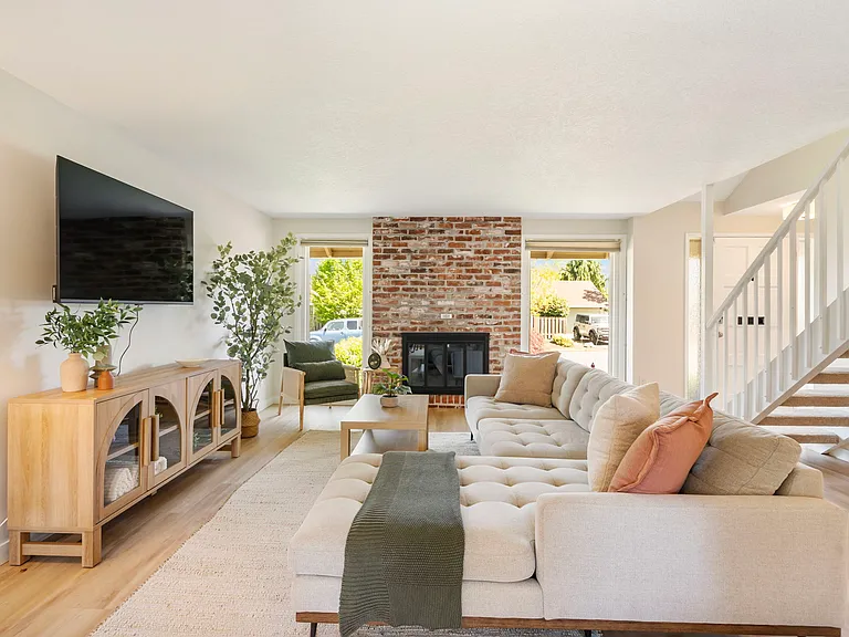 4875 SW Normandy Pl — Photo 39