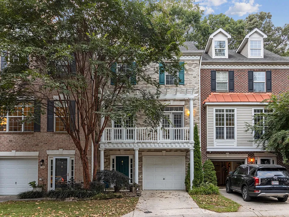 226 Wintergull Ln