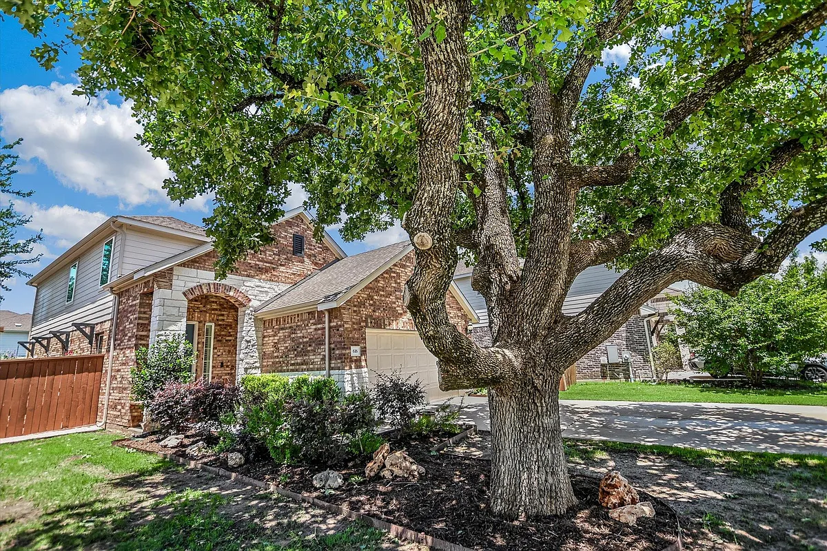 Building Photo - 616 Pheasant Hill Ln