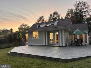 903 Peele Pl, Alexandria, VA 22304