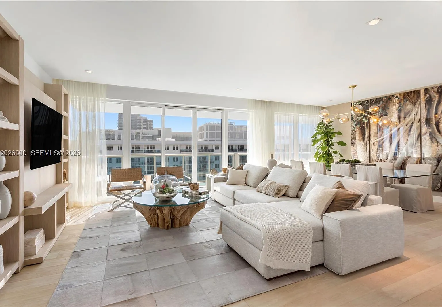 2399 Collins Avenue — Photo 4