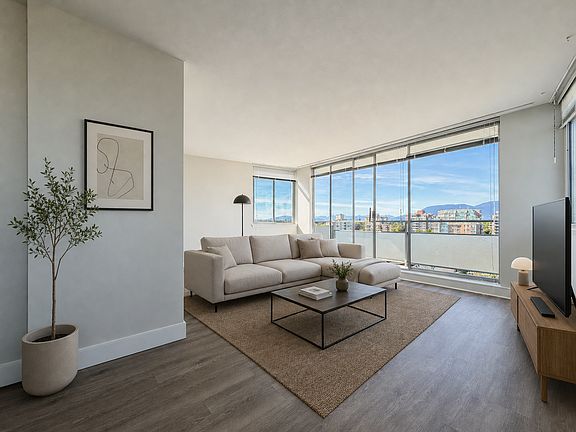 5th image of 5815 Yew St #731587