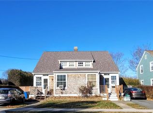 73-75 Old Fort Rd, Newport, RI 02840