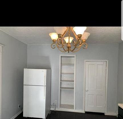 1st image of 4-106 S Court St #4