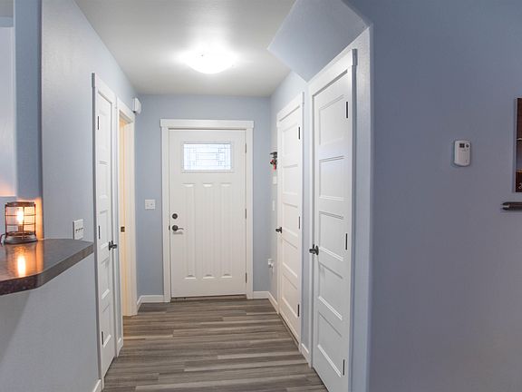 3rd image of 2757 W 2nd Ave