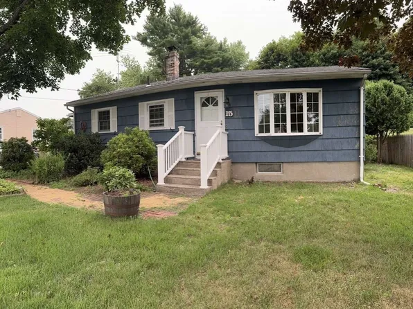 15 Wenonah Dr, Ludlow, MA 01056