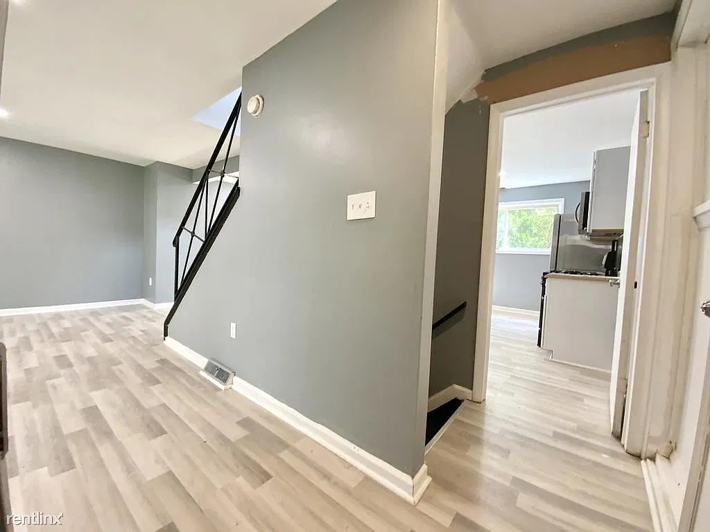 1020 East Belvedere Avenue - 1 — Photo 4