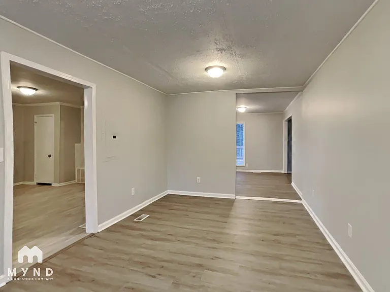 102 Harrison Rd — Photo 7