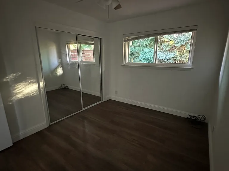 607 Lincoln Ave — Photo 3