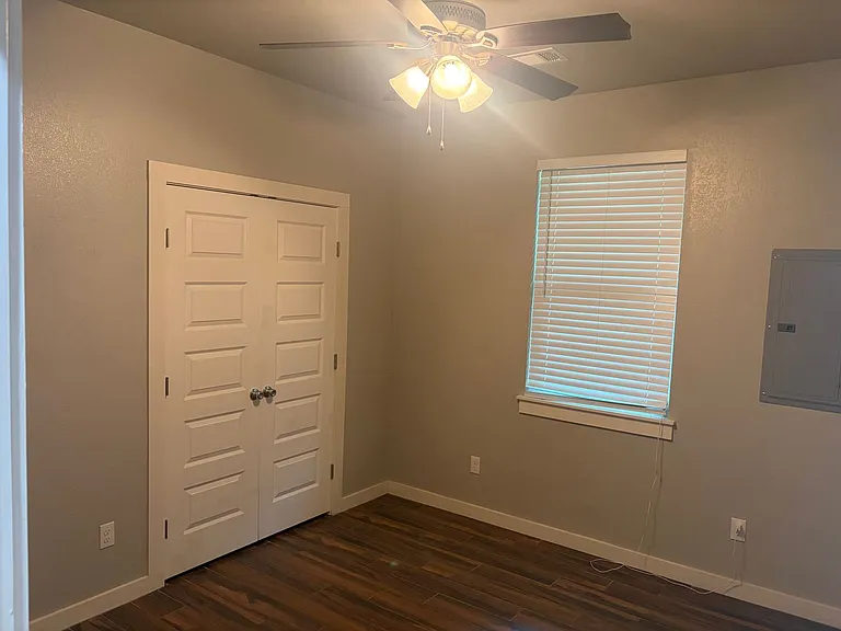 1619 S Q St — Photo 17