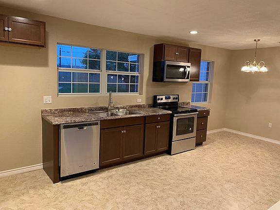 3rd image of 4302 Brookdale Dr