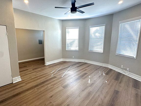 3rd image of 233 20th St APT 1
