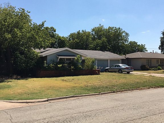 3rd image of 4232 Idlewood Dr