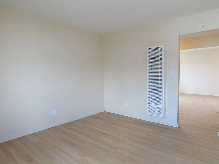 523 Miller Ave — Photo 6