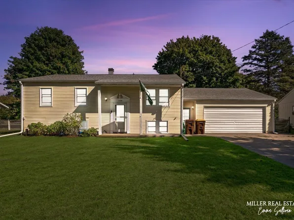 1535 N Michigan Ave, Hastings, MI 49058