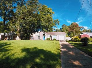 3256 Whitney Dr W, Tallahassee, FL 32309