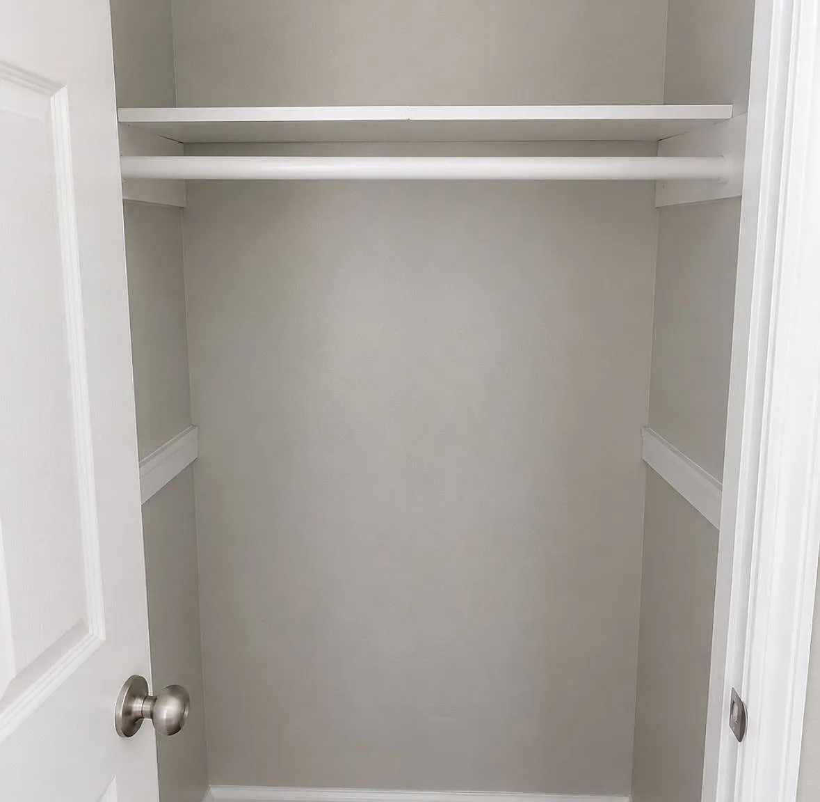 832 West 7th Street- TRIAD - C — Photo 2