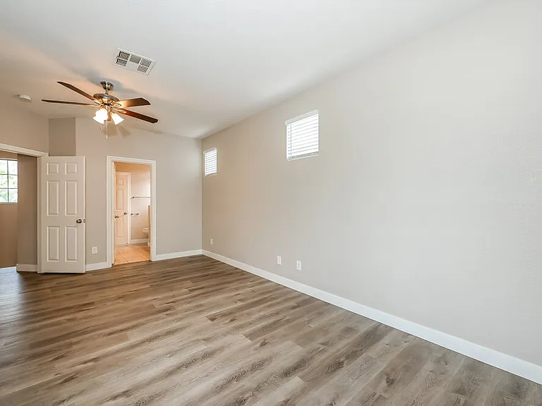 8115 Altamont Ridge St — Photo 11