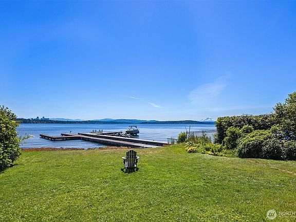 4th image of 814 McGilvra Boulevard E