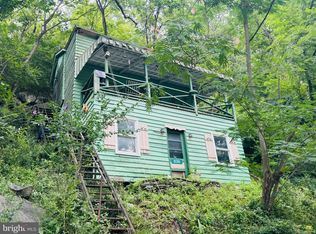 836 Bennys Beach Rd, Front Royal, VA 22630