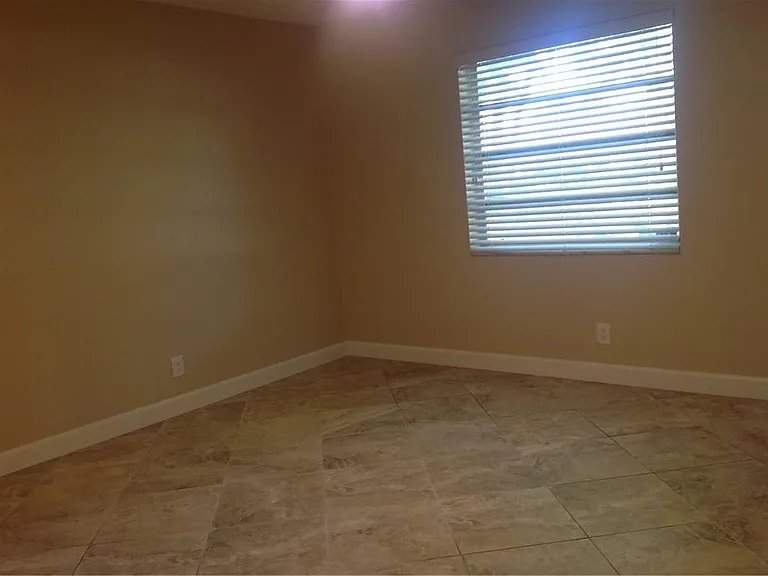 3550 NW 104th Ave #5 — Photo 14