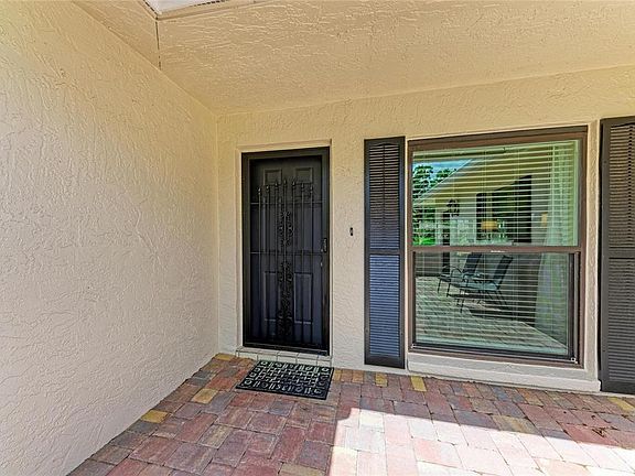 4th image of 7160 FAIRWAY BEND CIR