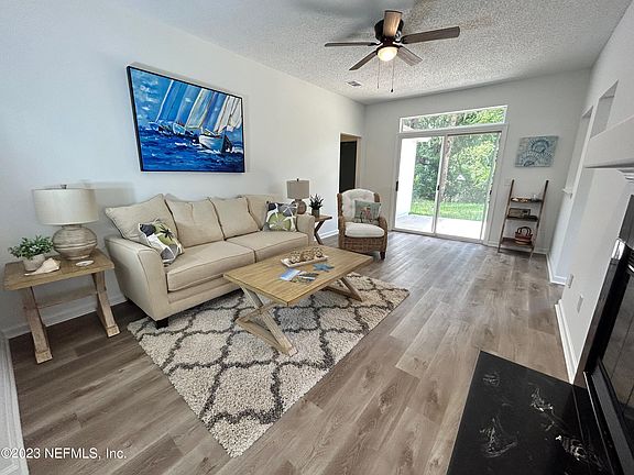 3rd image of 929 MAJESTIC CYPRESS Drive N