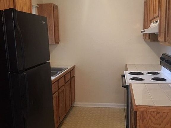 5th image of 3994 Northampton Dr