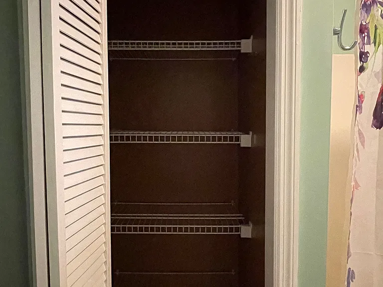 202 E Broughton St #203 — Photo 8