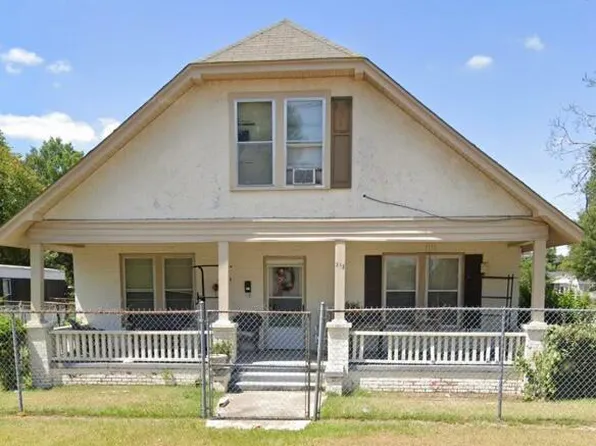 318 E Peyton Avenue, Kinston, NC 28501