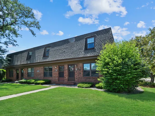 1605 Lyndhurst Dr APT D, Savoy, IL 61874
