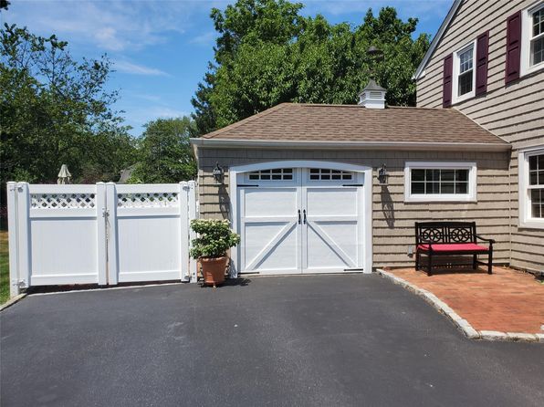 9 Harbor Hill Rd