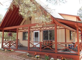 3001 Pinewood Dr, Overgaard, AZ 85933