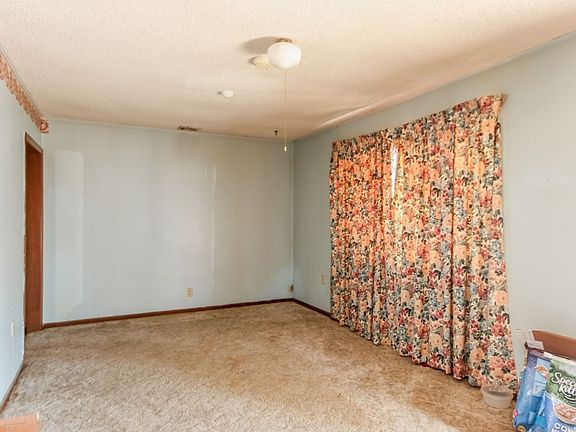 5th image of 522 N Gardner St