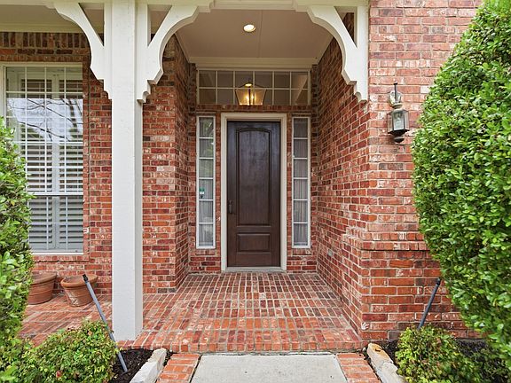 2nd image of 4553 Meadow Ridge Dr