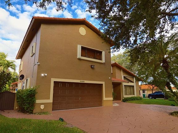 3rd image of 16880 NW 79th Pl