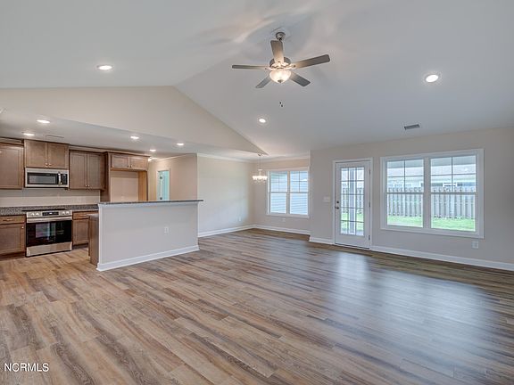 5th image of 4714 Rosette Court