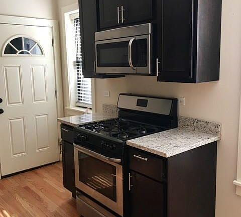 2nd image of 4045 N Ashland Ave