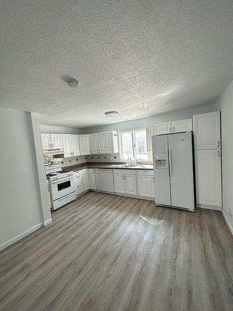 1st image of 24 Fern Ave