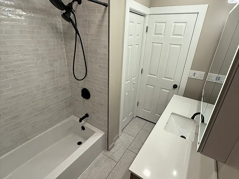 62 Ivy St #A — Photo 17